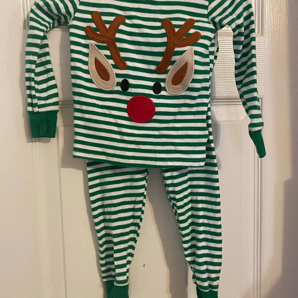 Children’s Place Reindeer Pajamas - Picture 3 of 7